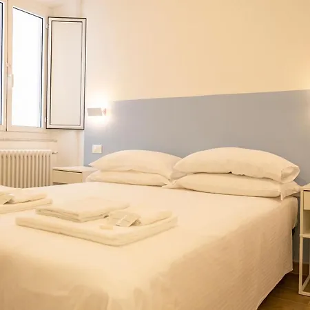 Noliday Riviera Sea View Luxury Appartement