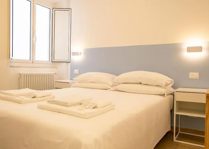 Noliday Riviera Sea View Luxury Apartamento