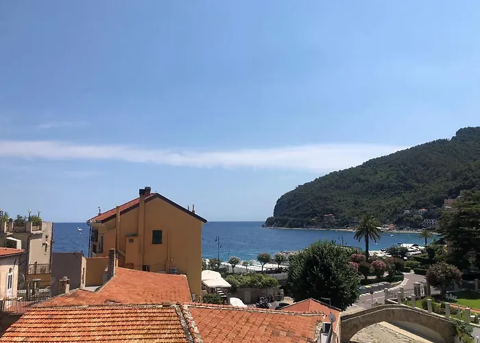 Noliday Riviera Sea View Luxury شقة