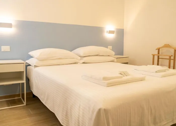 Noliday Riviera Sea View Luxury * نولي