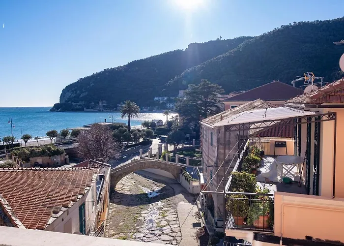 Noliday Riviera Sea View Luxury شقة نولي
